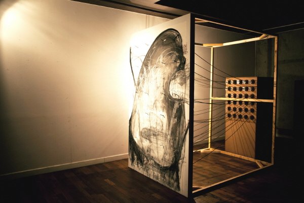Canvas Instrument, her collaboration with Haku Sungho. Photo: Lim So